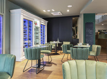 Laden Sie das Bild in den Galerie-Viewer, Stuhl Gaia *Farina Opoku