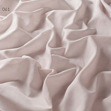 Laden Sie das Bild in den Galerie-Viewer, Gardine Balou *Farina Opoku Schlaf- & Wohnzimmer