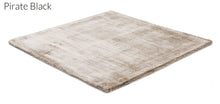 Laden Sie das Bild in den Galerie-Viewer, Farina Opoku Teppich Pearl Edition