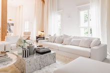 Laden Sie das Bild in den Galerie-Viewer, Lena Terlutter Edition Paloma Sofa