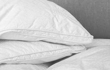 Laden Sie das Bild in den Galerie-Viewer, DUXIANA Daunendecke Superior