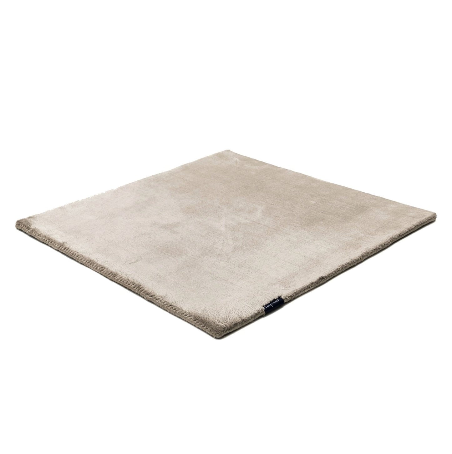 Farina Opoku Teppich Pearl Edition