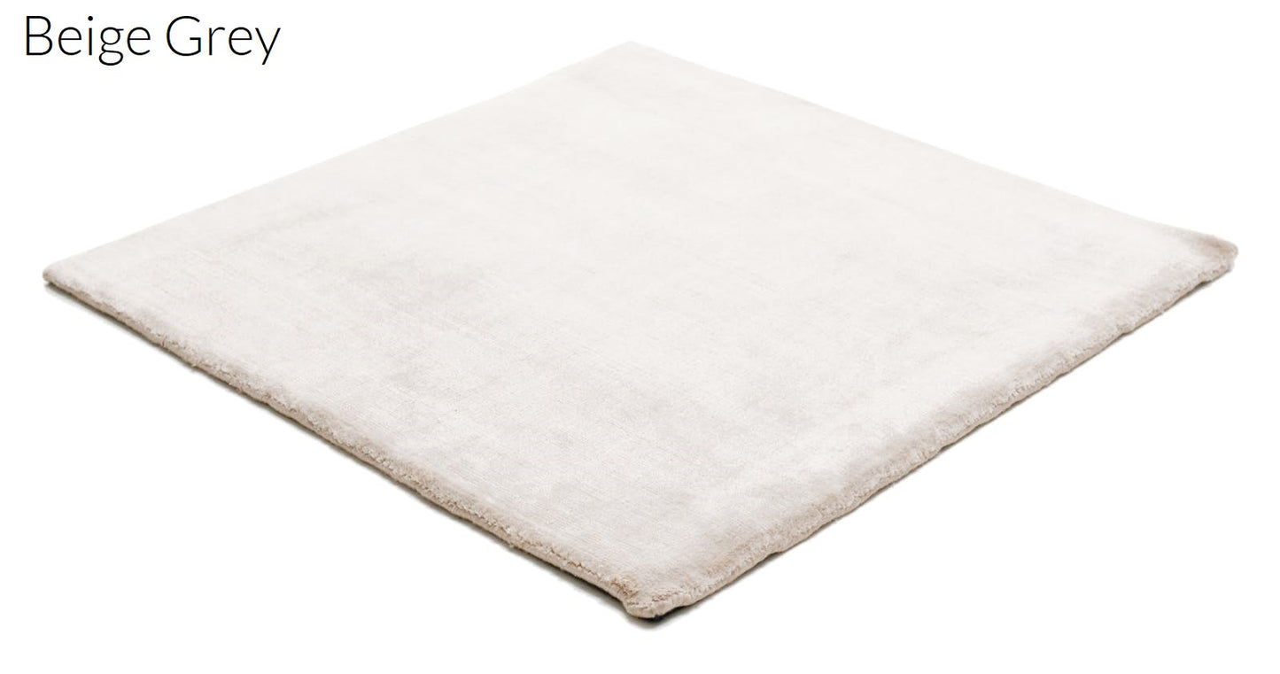 Farina Opoku Teppich Pearl Edition