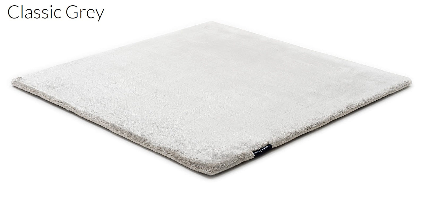 Farina Opoku Teppich Pearl Edition