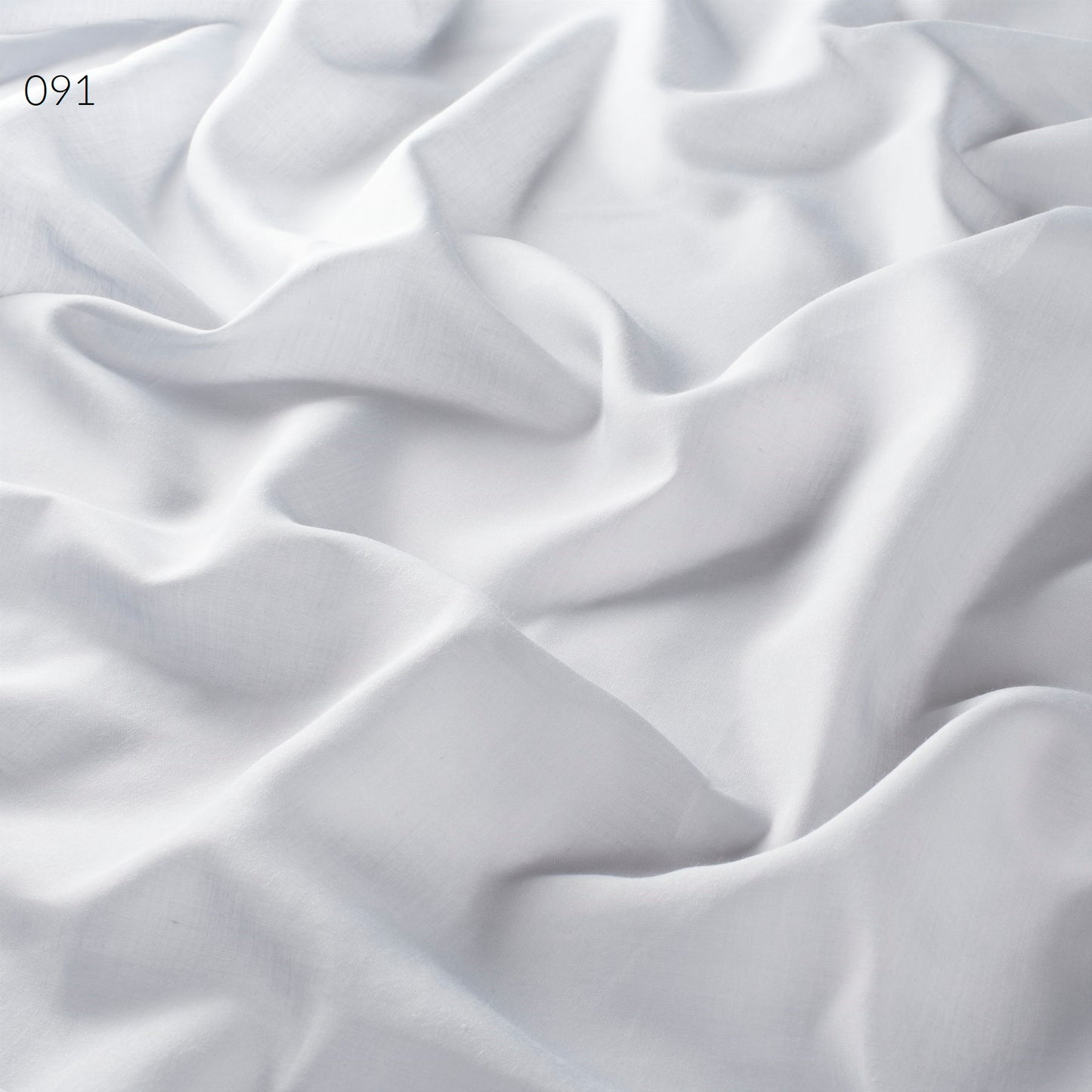 Gardine Gloria *Farina Opoku Ankleide